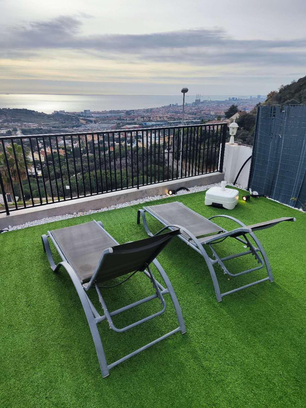 A+View Private Terrace Private Pool Family Fun Villa Badalona Exterior photo